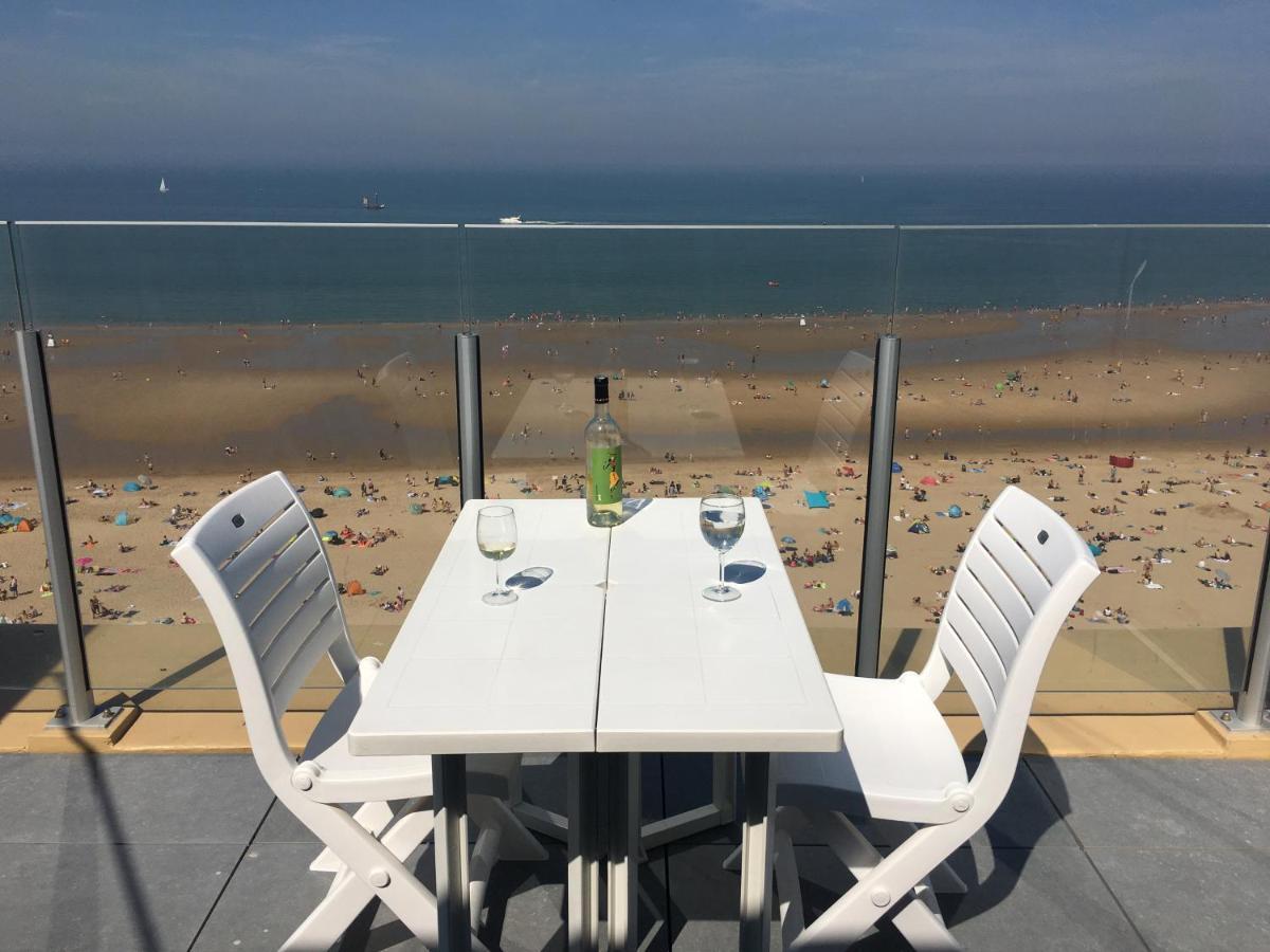 Penthouse Seafront Apartment Ostend Exterior photo
